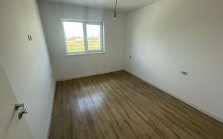 1/2 duplex Finalizat. Gradina amenajata. 3 dormitoare. - Poză 15