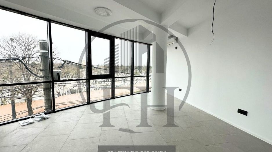 Spațiu de birouri cu o cameră de închiriat în Casa de Cultura, Constanta - Poză 5