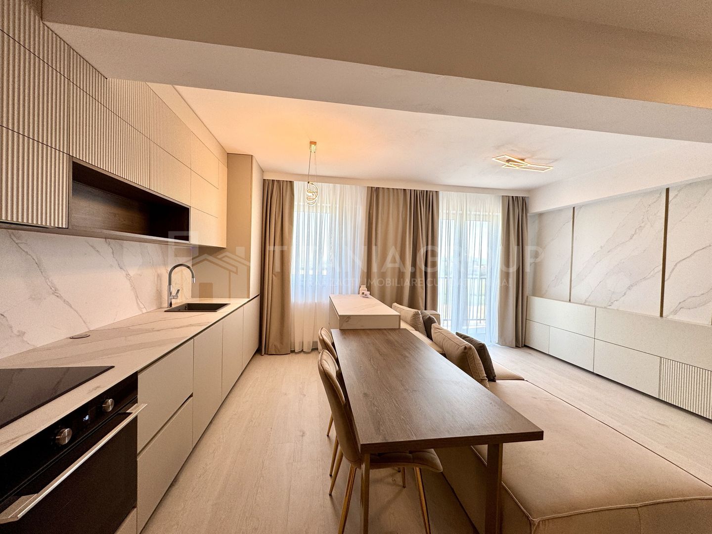 REZERVAT   Apartament de lux, posibilitate de achizitie 2 parcari - Poză 4