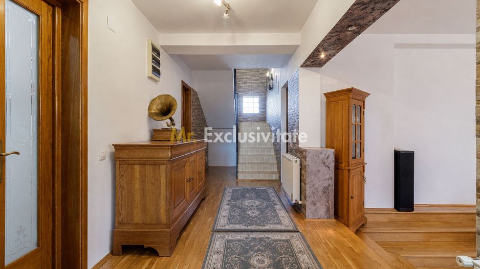 Vilă individuală cu 5 camere, piscină și curte generoasă | Mogoșoaia - Poză 14