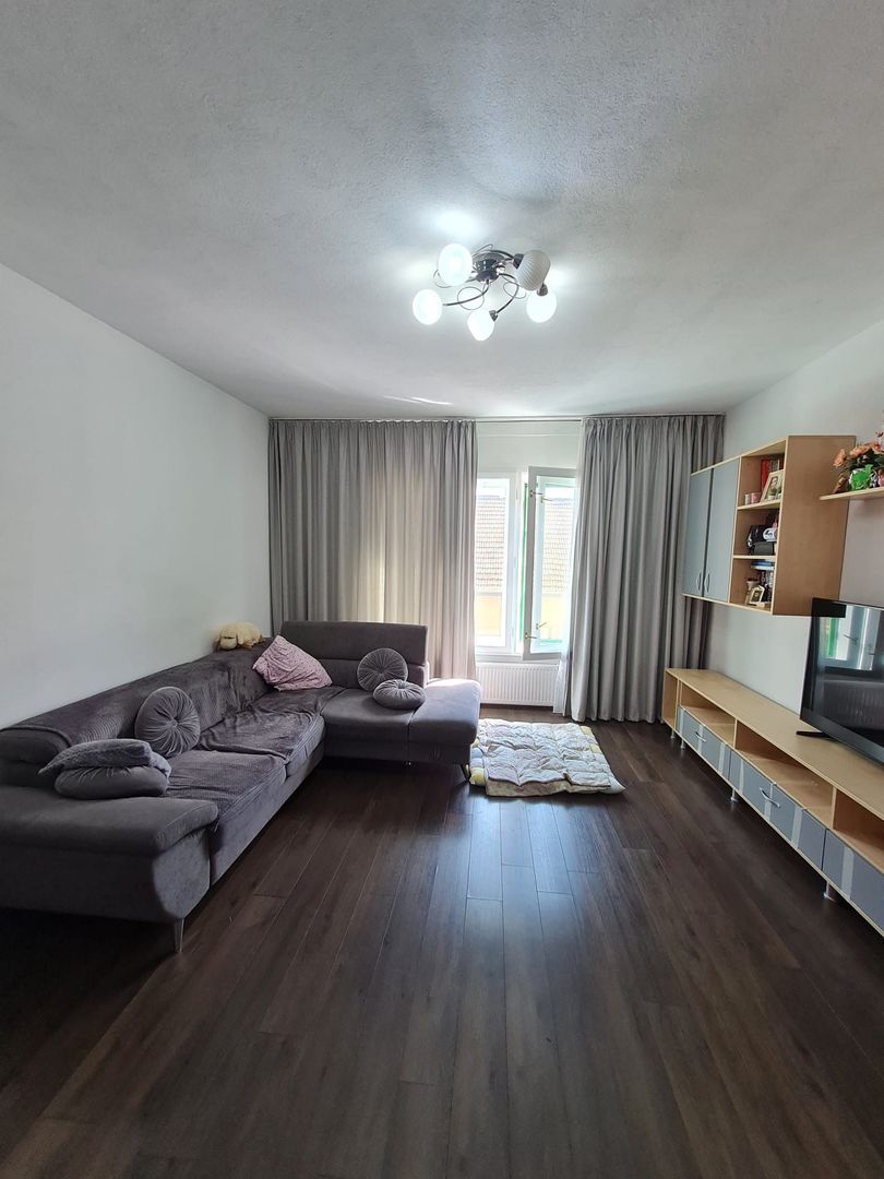 Apartament 3 camere în zona Pietei Victoria - Poză 22