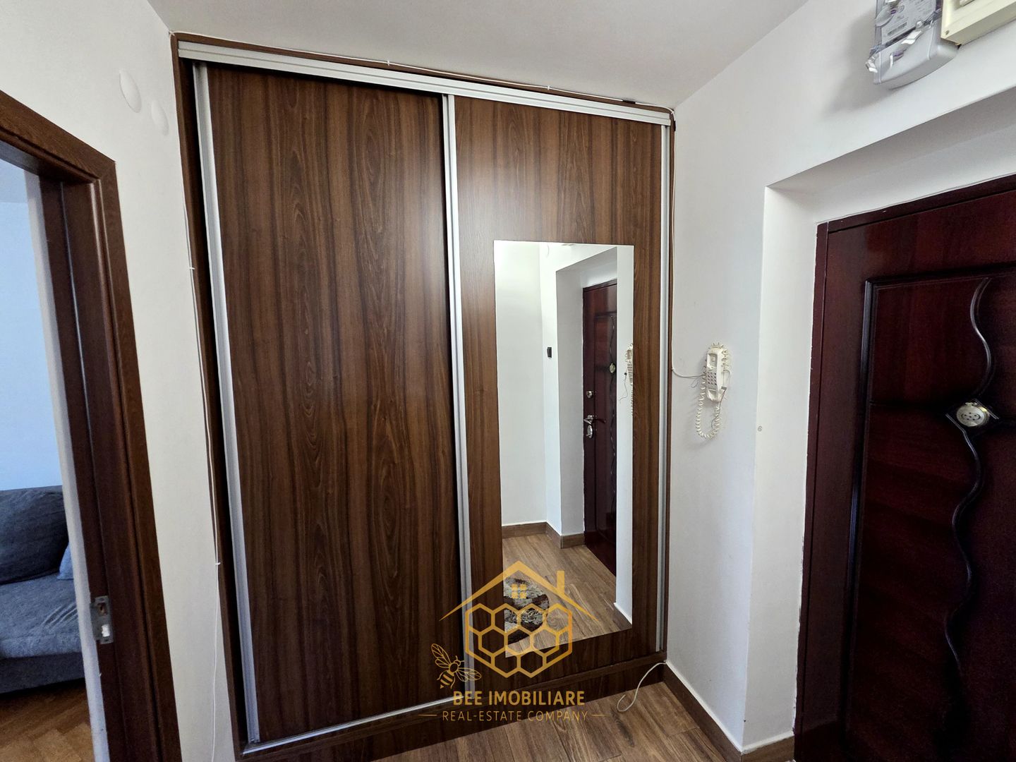 Apartament 2 Camere DECOMANDAT in  zona Centrala - Piata Mare - Poză 8