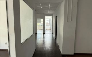 Spațiu de birouri modern cu facilități complete, 2 etaje - Poză 2