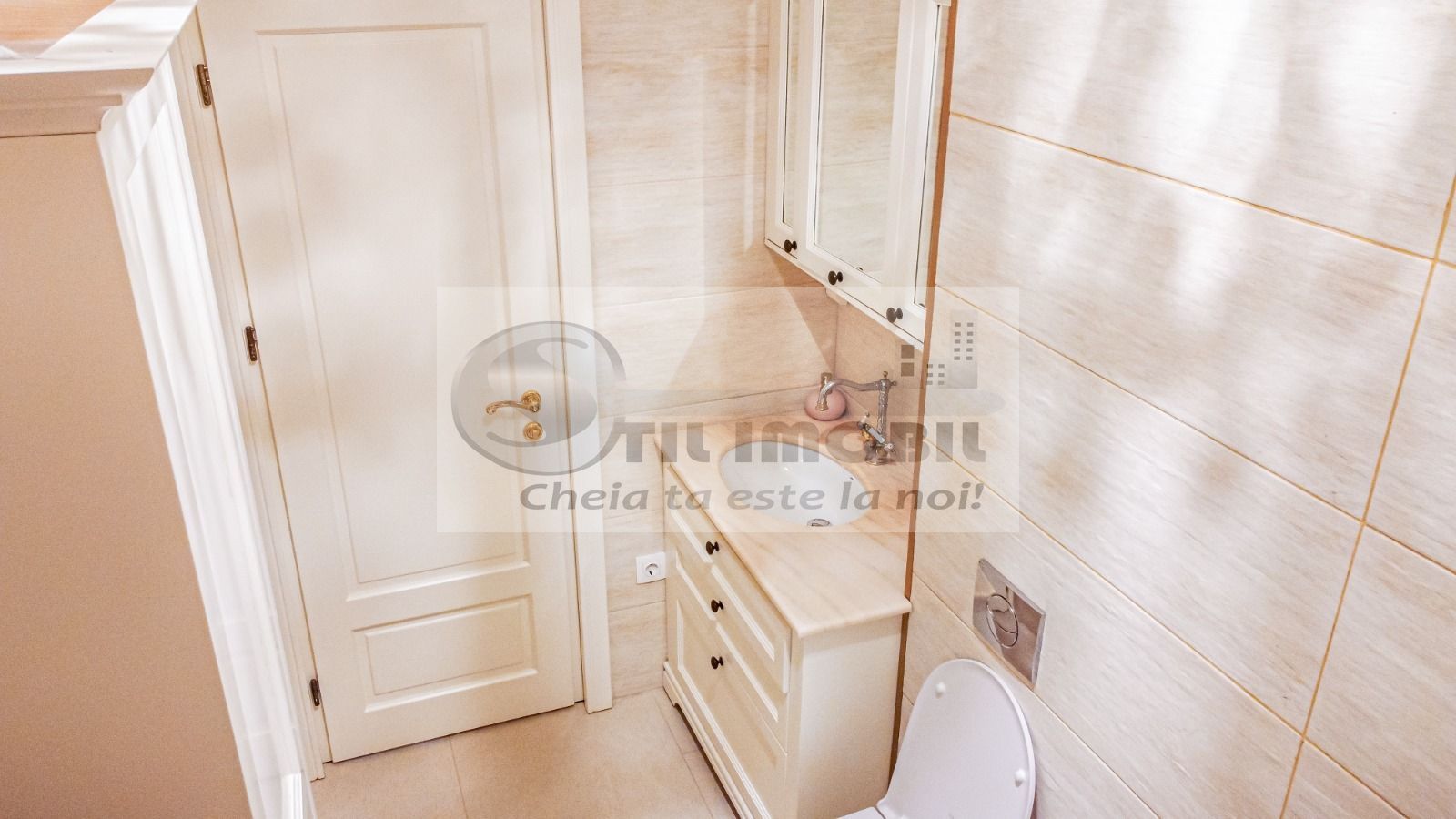 Apartament 3 camere, decomandat, mobilat-zona Ciric 180000 euro - Poză 7