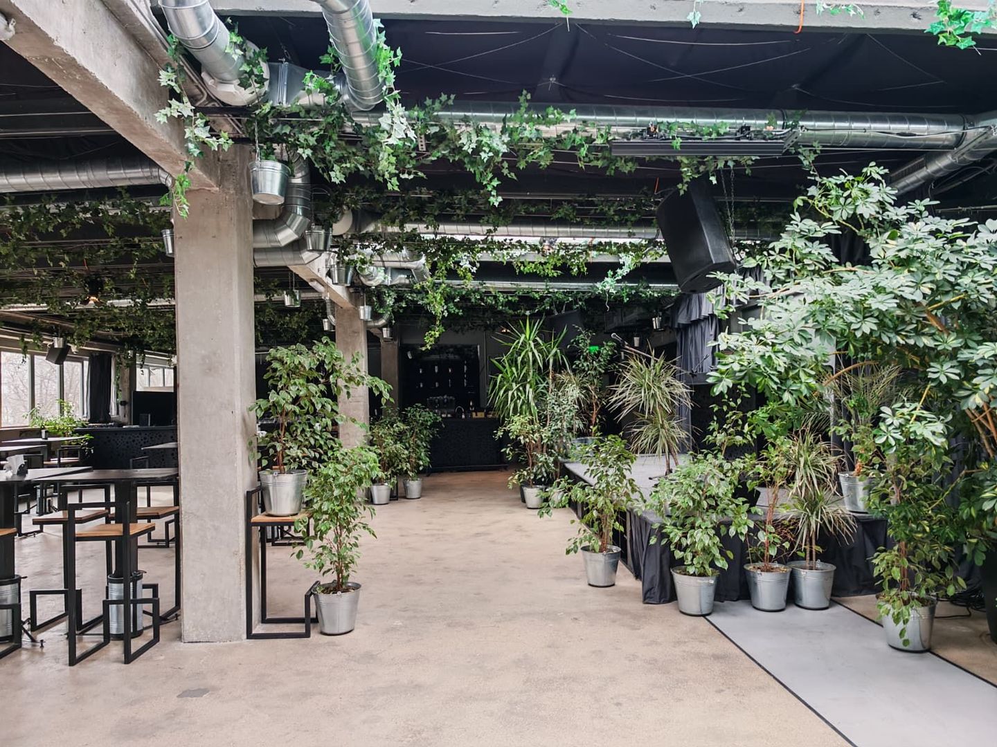 Spațiu  576mp+120mp curte  la 5 minute de Metrou Pipera - Poză 8