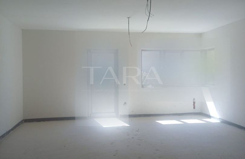 Duplex semifinisat în Mănăștur, 122 mp utili, teren 250 mp, 4 camere. - Poză 2