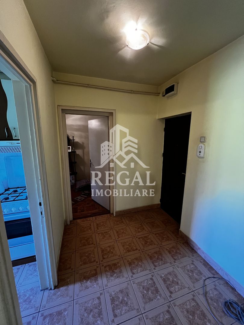 Apartament cu 3 camere de vânzare – zona Altex - Poză 4