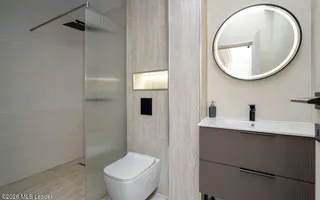 Iancu Nicolae - Vila high-end pe malul lacului, Gradina cu Ponton - Poză 20