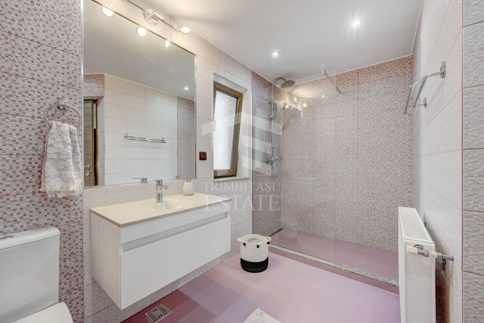 Vilă 342 mp cu piscină și 800 mp teren / 4 dormitoare / Pleașa - Poză 11