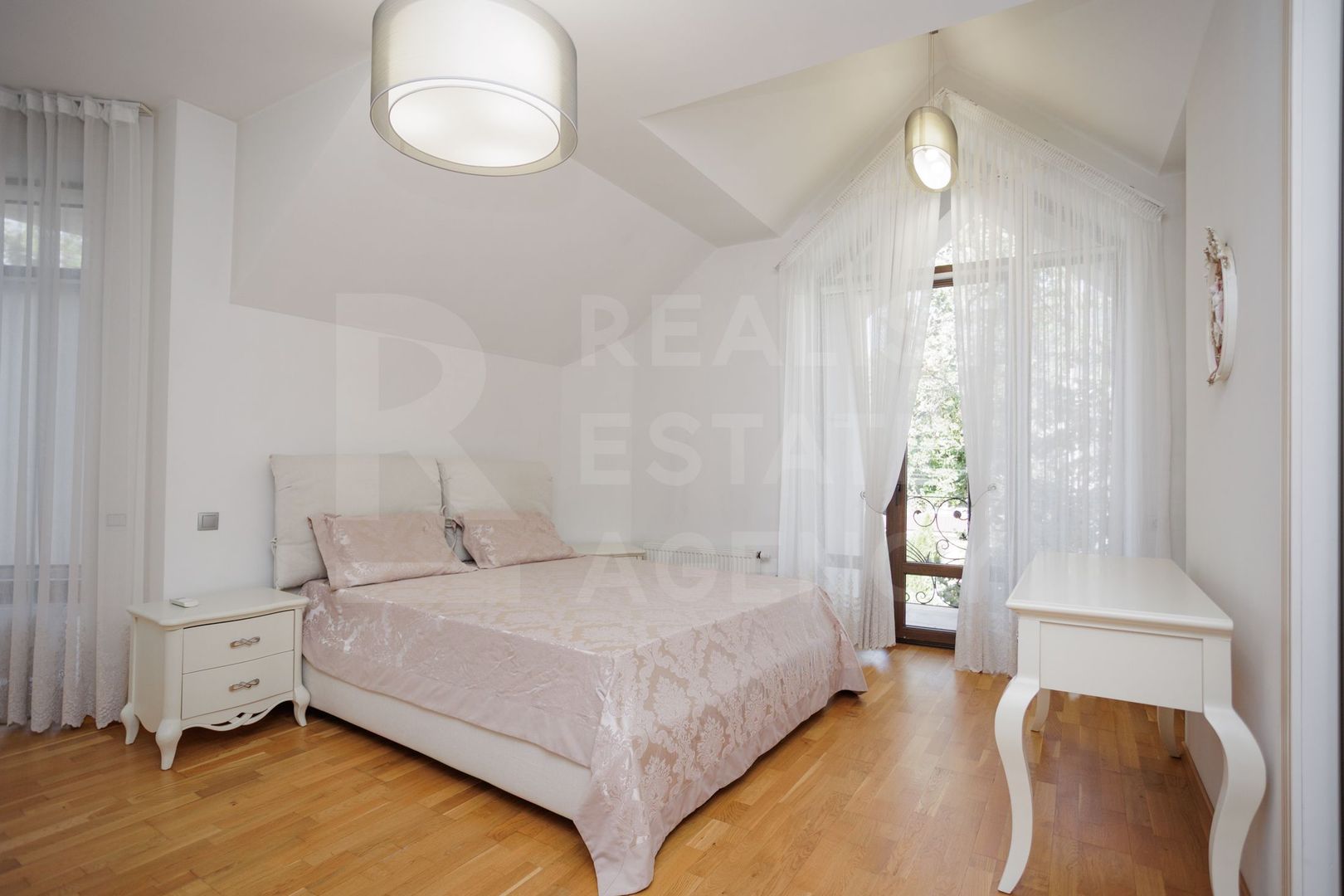 Chirie, casă 350 mp + 6 ari, str. Alexei Mateevici, Centru - Poză 14