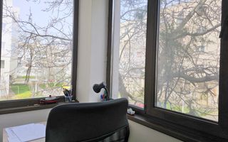 De inchiriat - 2 camere, zona centrala - biserica Sf. Precista - Poză 8