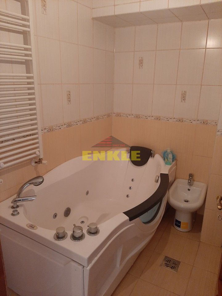 Apartament 2 camere de lux, mobilat, utilat, etaj 2, Zona: Piata Mare, 500 euro - Poză 9