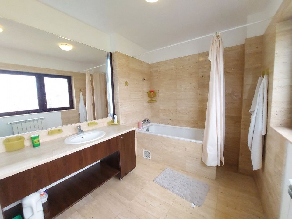 Vila de închiriat Mamaia Nord | Kazeboo Beach | Curte 250 mp - Poză 12