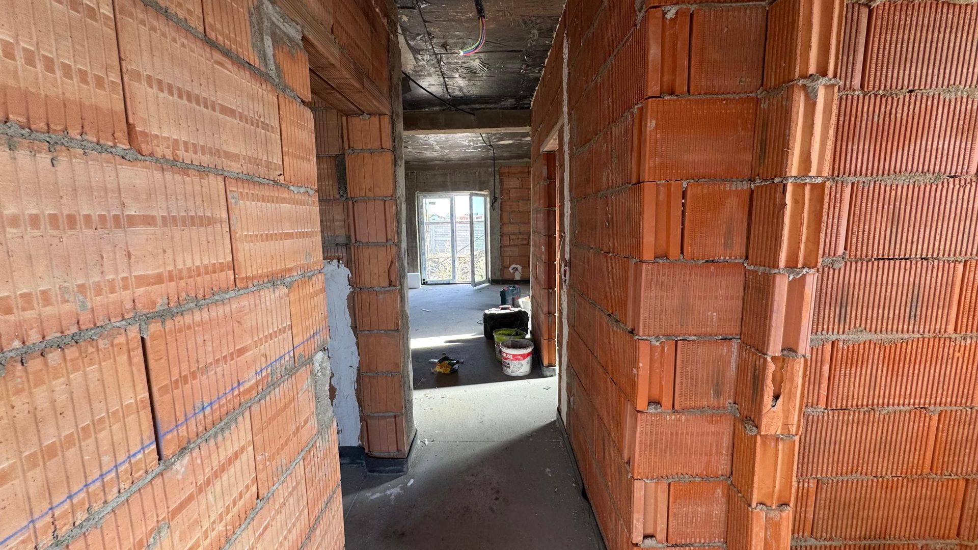 COMISION 0 | Duplex 4 camere| 110 mp utili |267 mp Teren |Moșnița Nouă - Poză 2