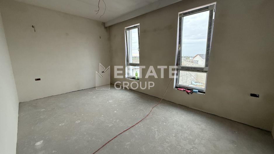 Duplex cu 4 camere despartit prin casa scarii in Mosnita Noua - Poză 3