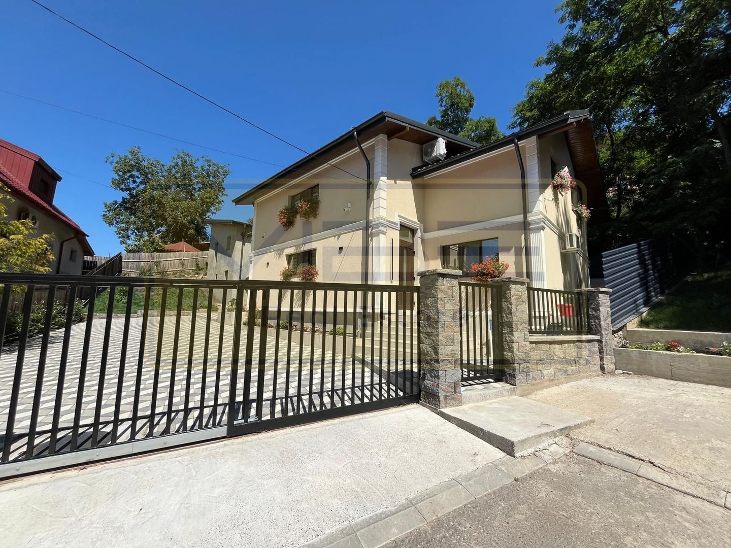 Apartament 2 camere Tatarasi-Tudor la 10 minute de Iulius Mall - Poză 14