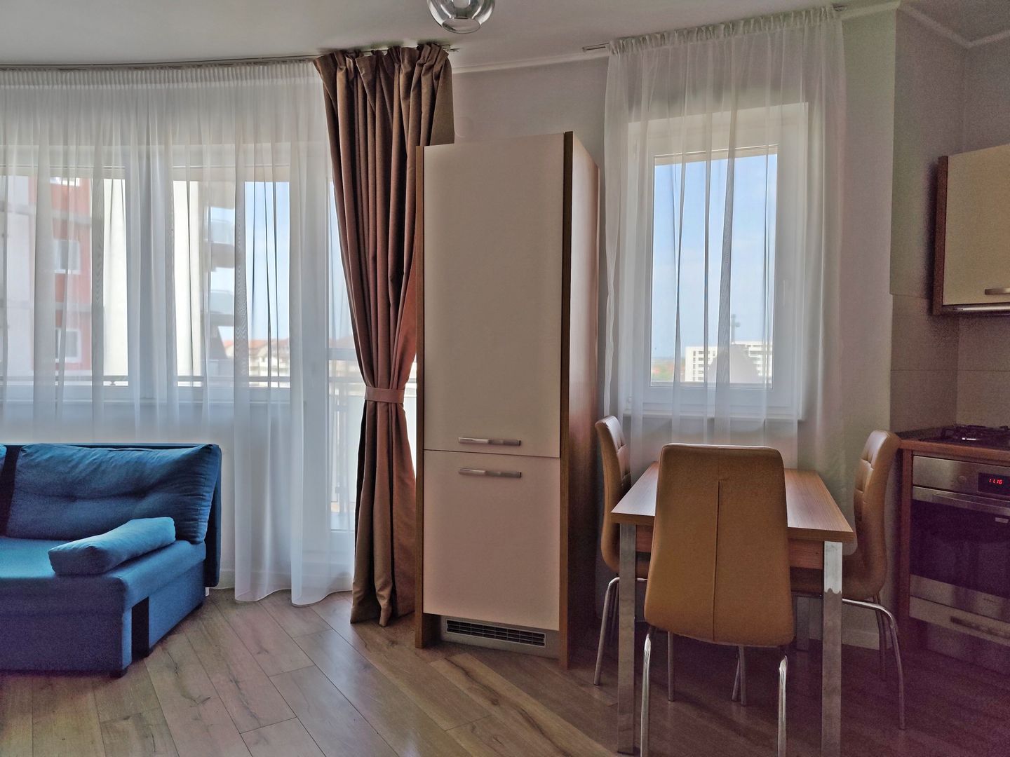 Inchiriere apartament 2 camere in Cartierulul Luceafarul, Oradea - Poză 3