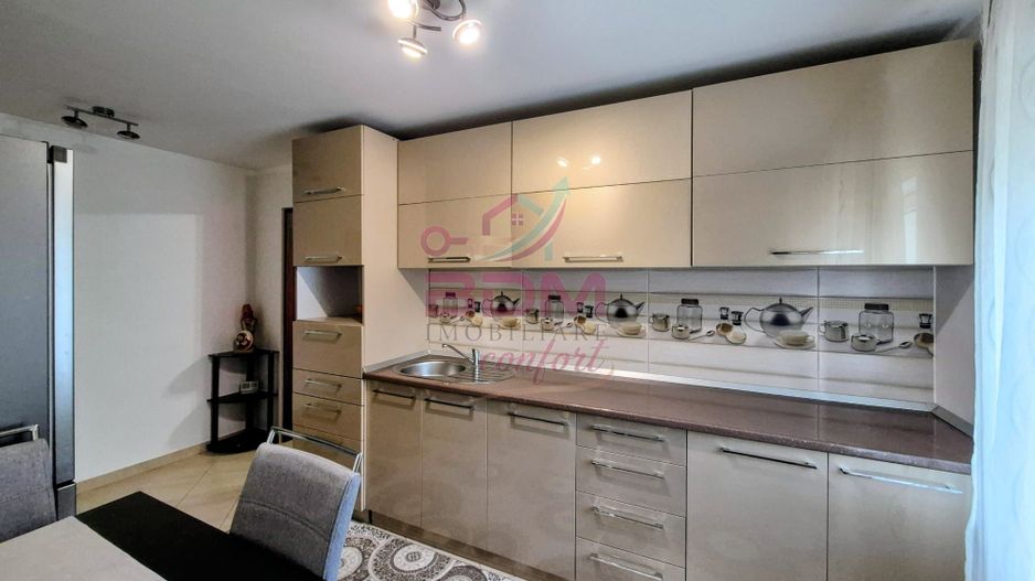 COMISION 0 I Apartament 3 camere | la cheie | etaj intermediar - Poză 2
