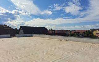 Penthouse 150 mp utili+ terase 200 mp+ 2 parcari subterane +curte 120 mp - Poză 13