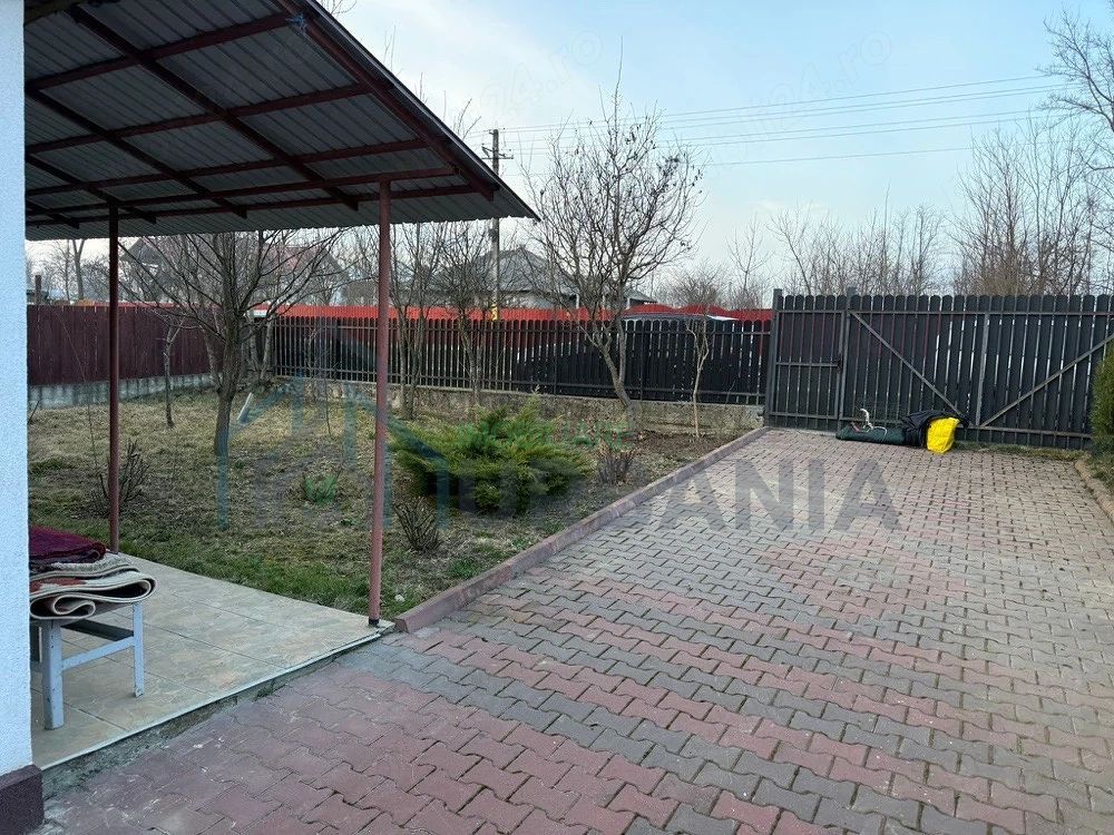 Casă de vânzare în Hărtoape (Poienița), comuna Vânători, județul Iași - Poză 2