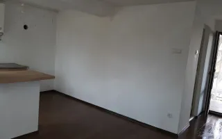 Spatiu central parter plus etaj de inchiriat. Ideal pentru birou, cabinet, fonduri europene - Poză 14
