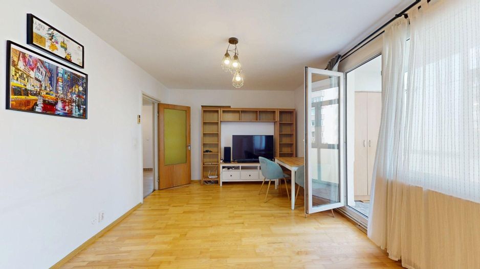 Apartament 4 camere Metrou Pacii - Poză 1