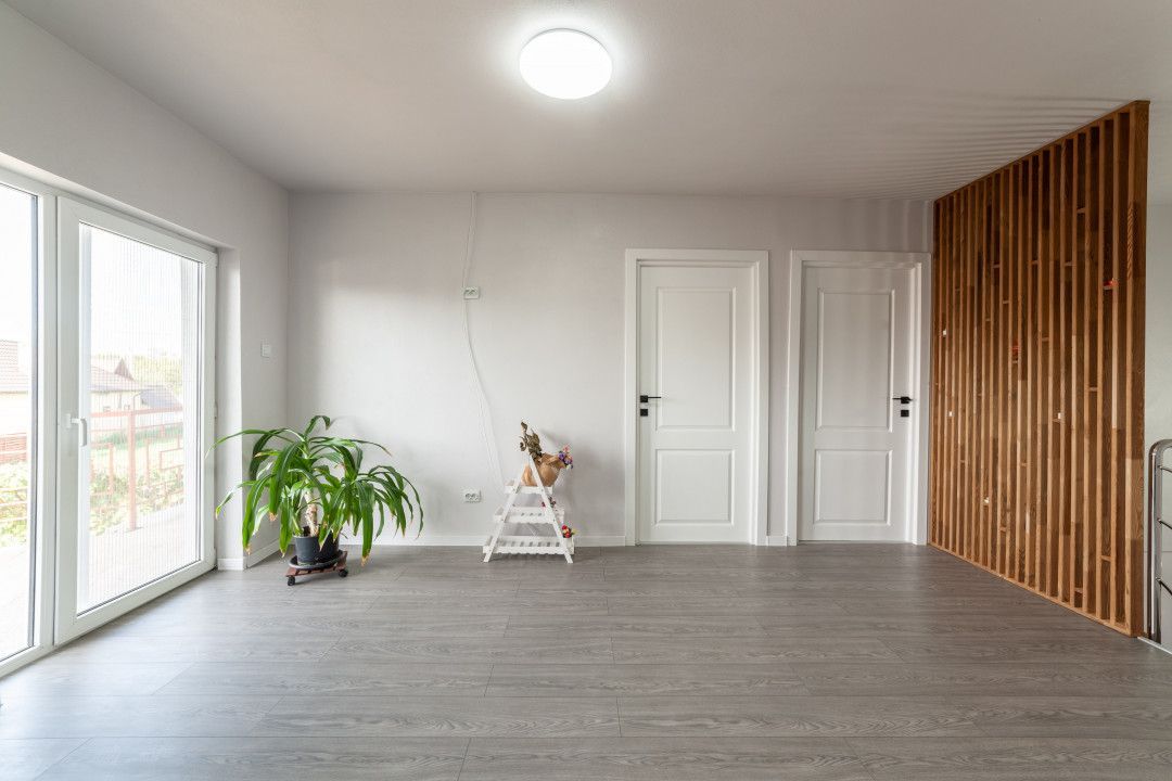 Casa cu teren generos si gradina spectaculoasa – Comuna Cuca, Argeș! - Poză 13