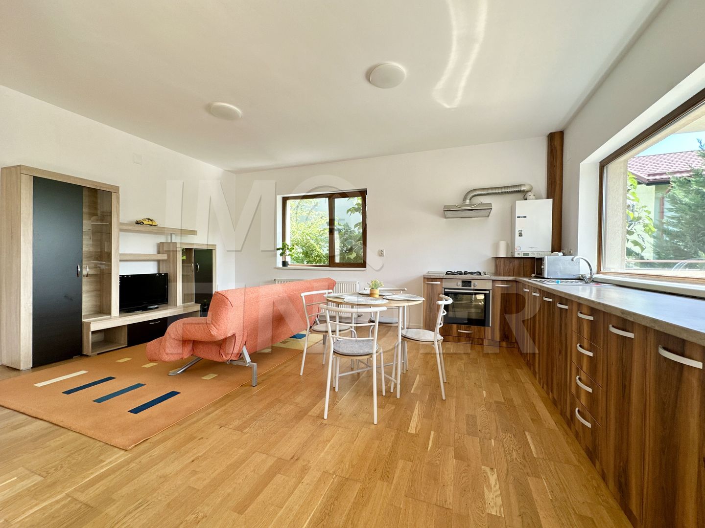 Apartament in vila, 90 mp, 2 dormitoare si 2 bai – Grigorescu, parcare - Poză 1