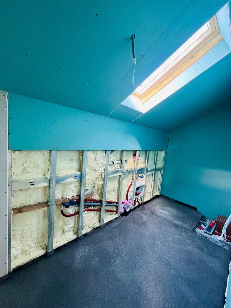 Casa noua ,  finisata cu 5 camere in localitatea Santandrei - Poză 10