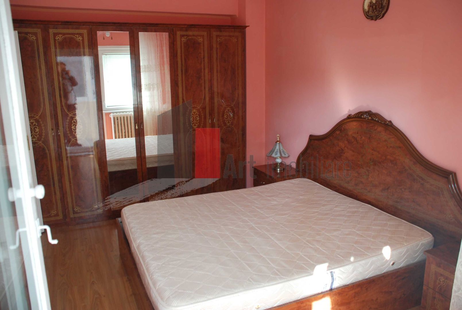 Închiriere apartament 3 camere Olteniței-Piața Sudului - Poză 2