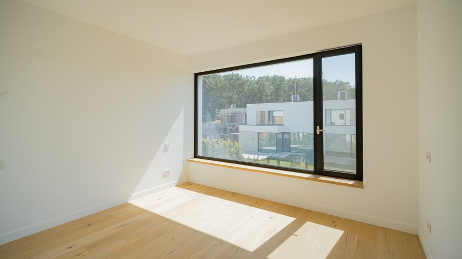Vila cu 4 camere in Amber Forest - Poză 4