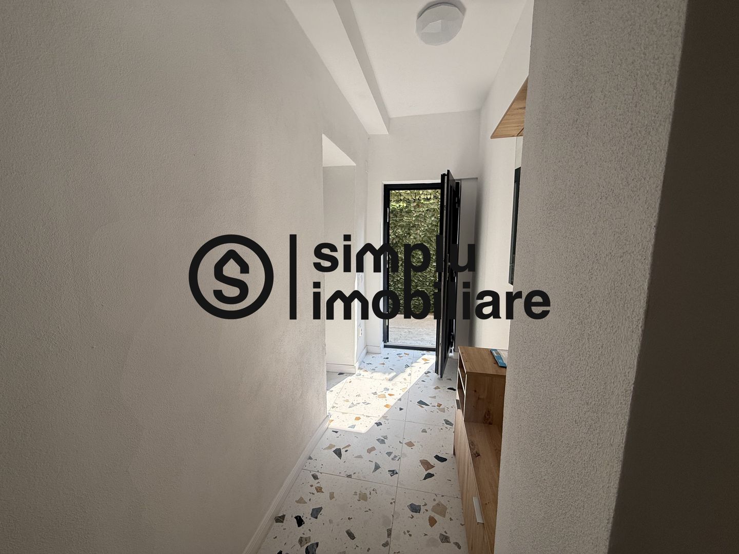 Garsoniera, ultracentral - 400 Euro - Poză 5