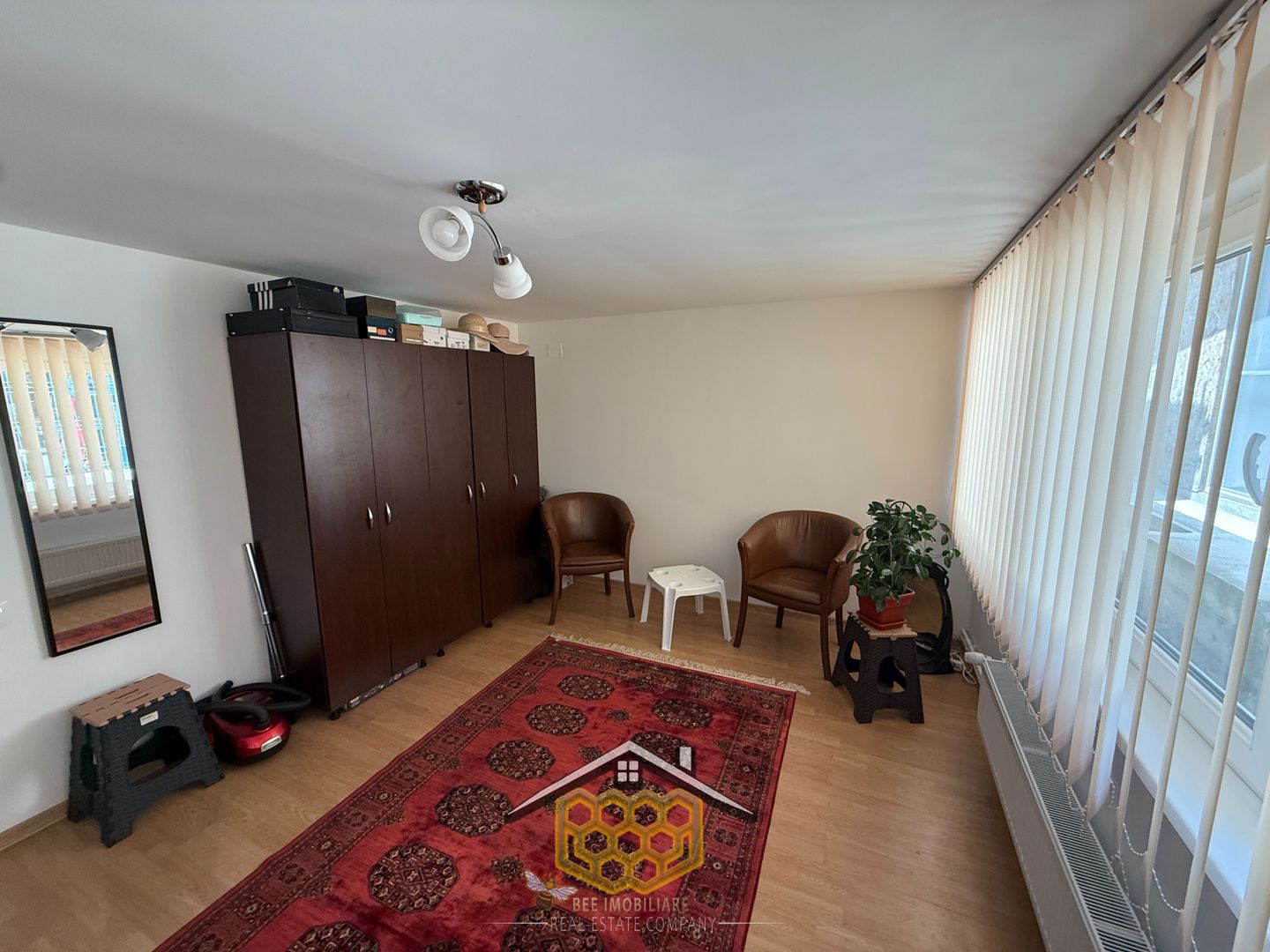 Casa individuala P+ Pod +Beci in sat Robanesti, 10 minute de Craiova - Poză 8