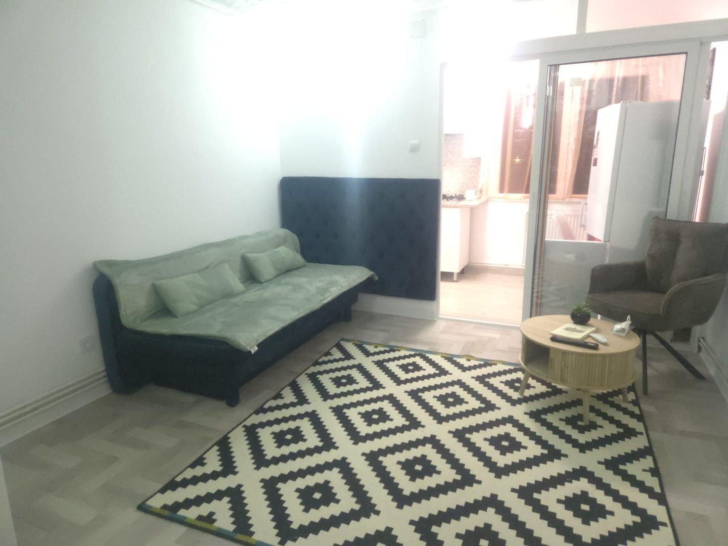 Garsoniera zona centrală-REGIM HOTELIER- - Poză 10