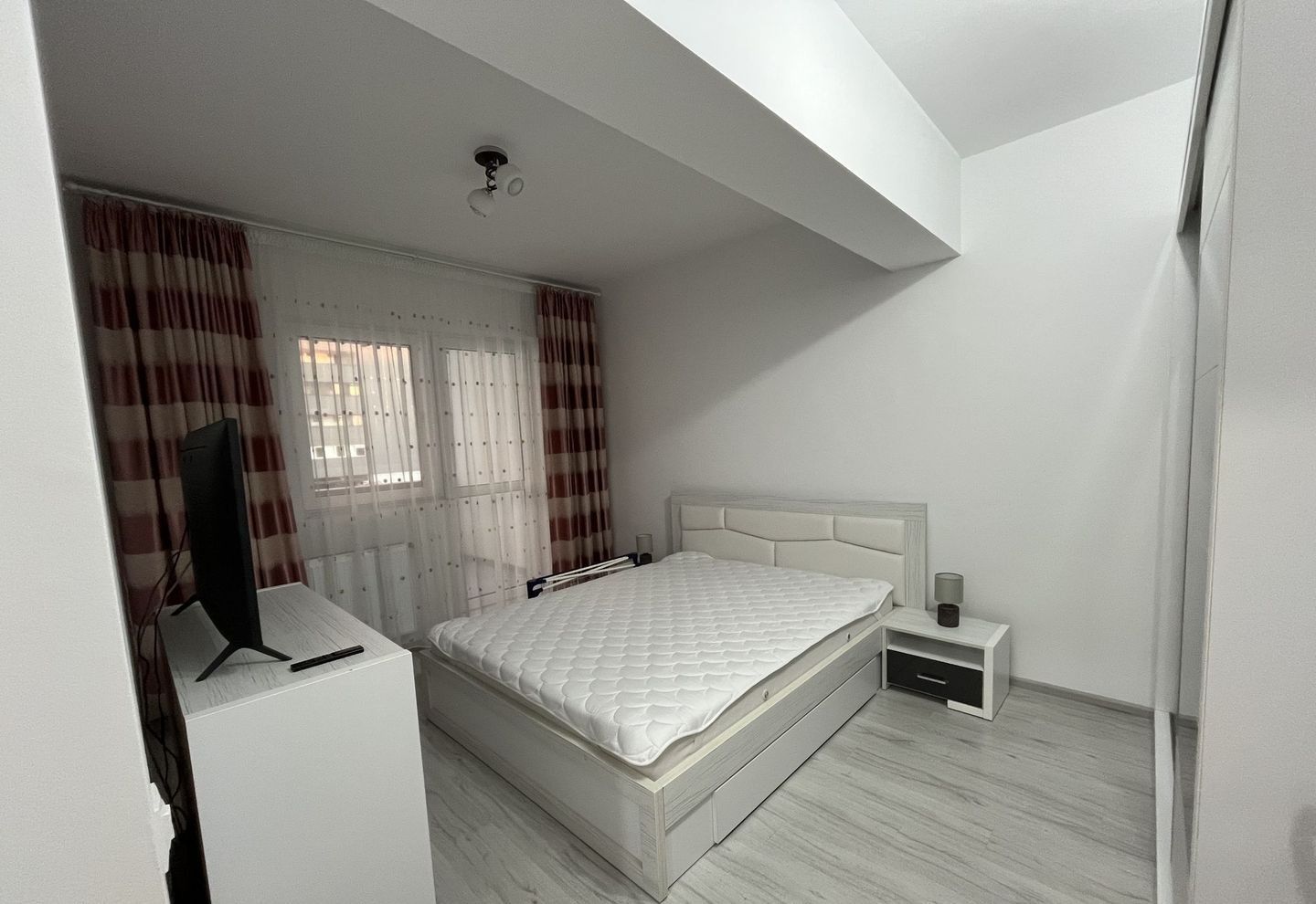 Apartament 2 camere Metalurgiei-Metrou Dimitrie Leonida-Loc parcare - Poză 2