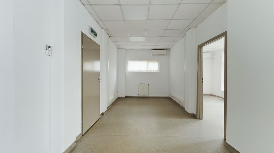 Spațiu comercial pe Banul Mărăcine - Poză 3