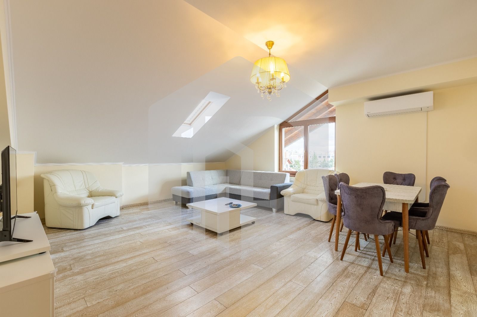 Apartament 4 camere  de inchiriat - Utilitati incluse - Dumbravii - Poză 4