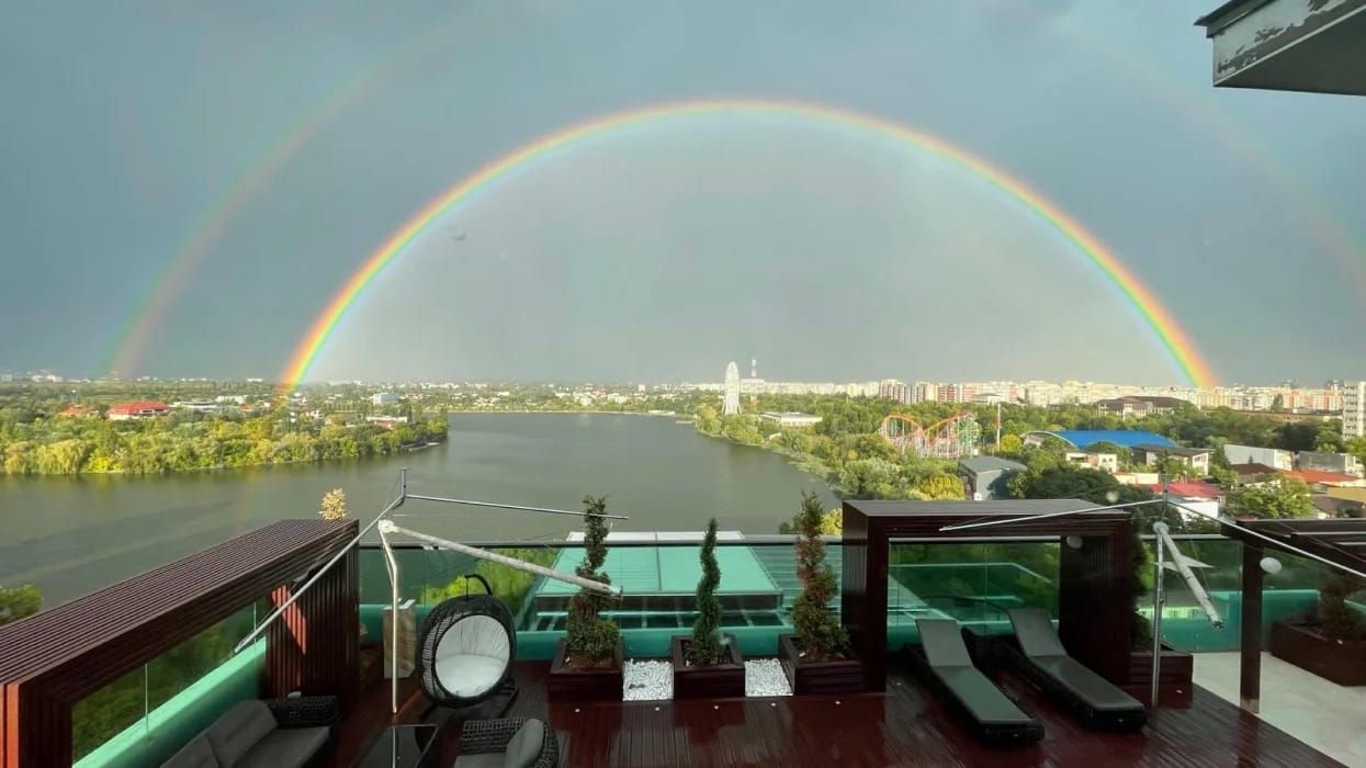 PENTHOUSE CU VEDERE PANORAMICA 258mp|| TERASE 215 MP || 3 LOCURI DE PARCARE - Poză 31