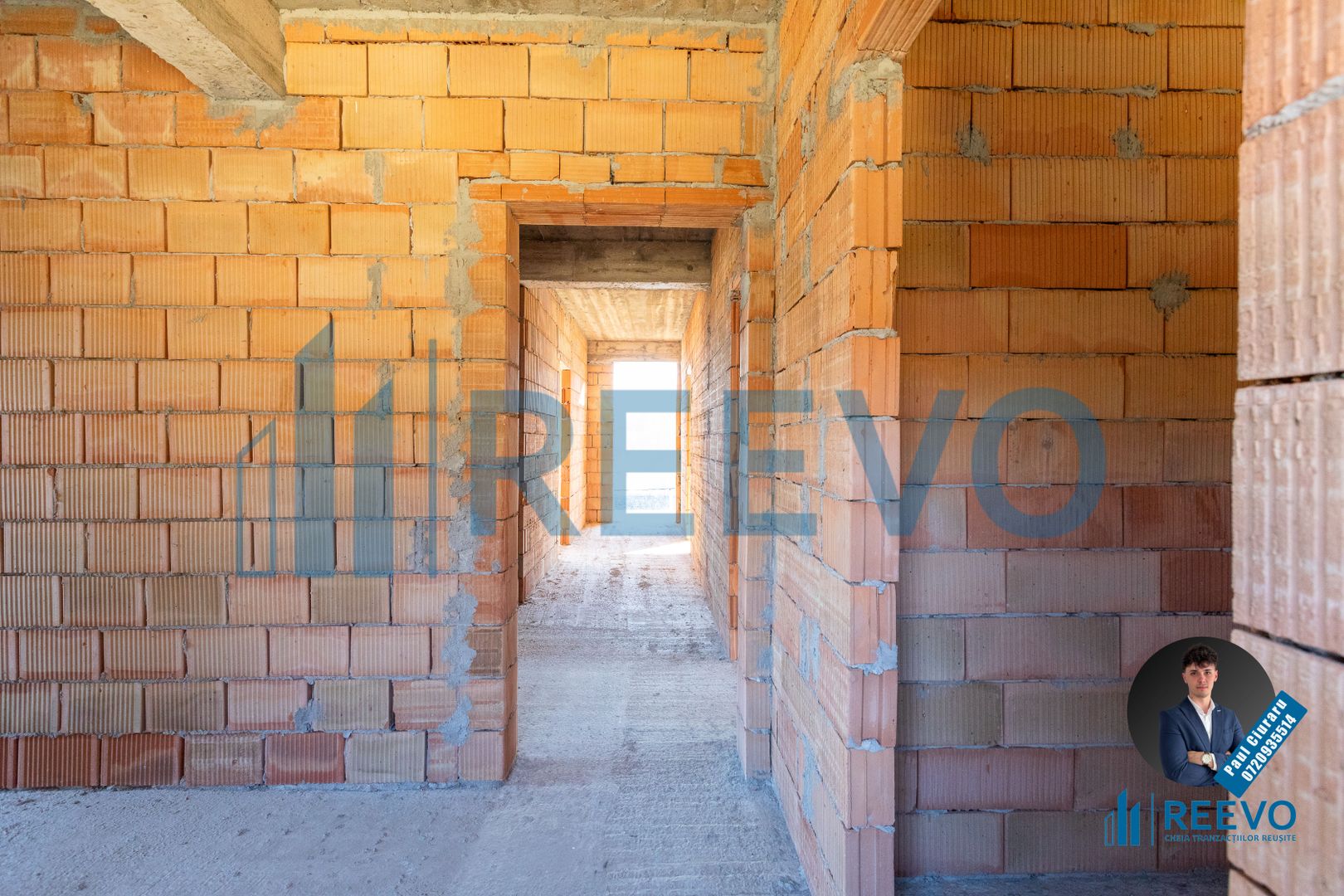 Pensiune/Vilă la roșu P+E+M în Sărata - Poză 29