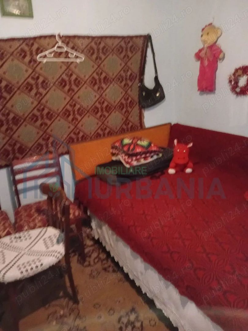 Casă de vânzare - Poză 2