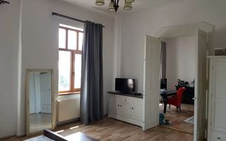 Apartament de 4 camere in zona Ultracentrala - Poză 5