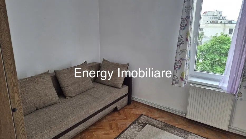 Apartament cu 3 camere,zona Tudor - Poză 2