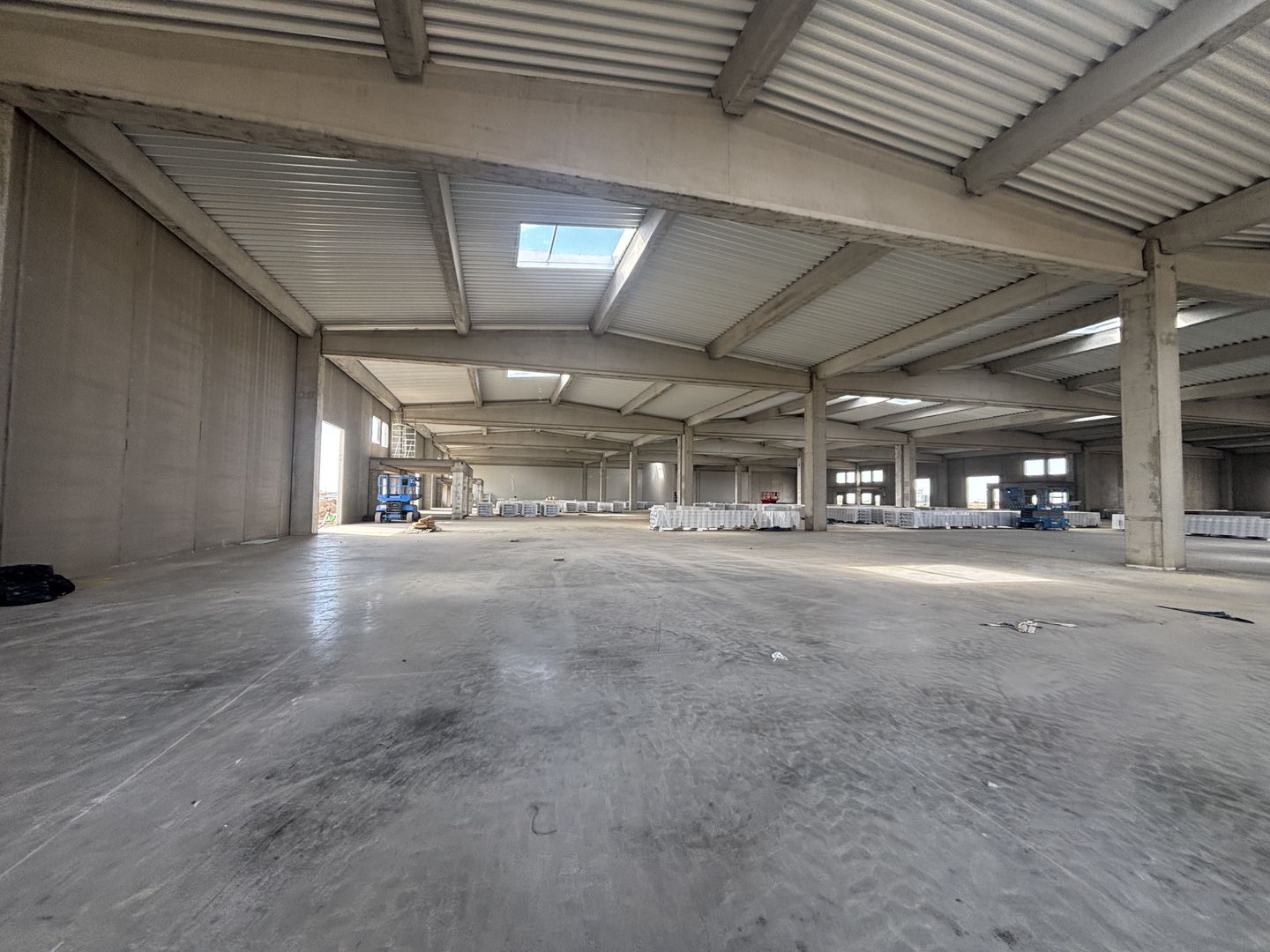 Spatiu de productie si depozitare 885 mp - Poză 8