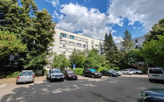 Apartament cu 3 camere, Auchan Titan/ 1 Dec 1918, DE RENOVAT - Poză 2