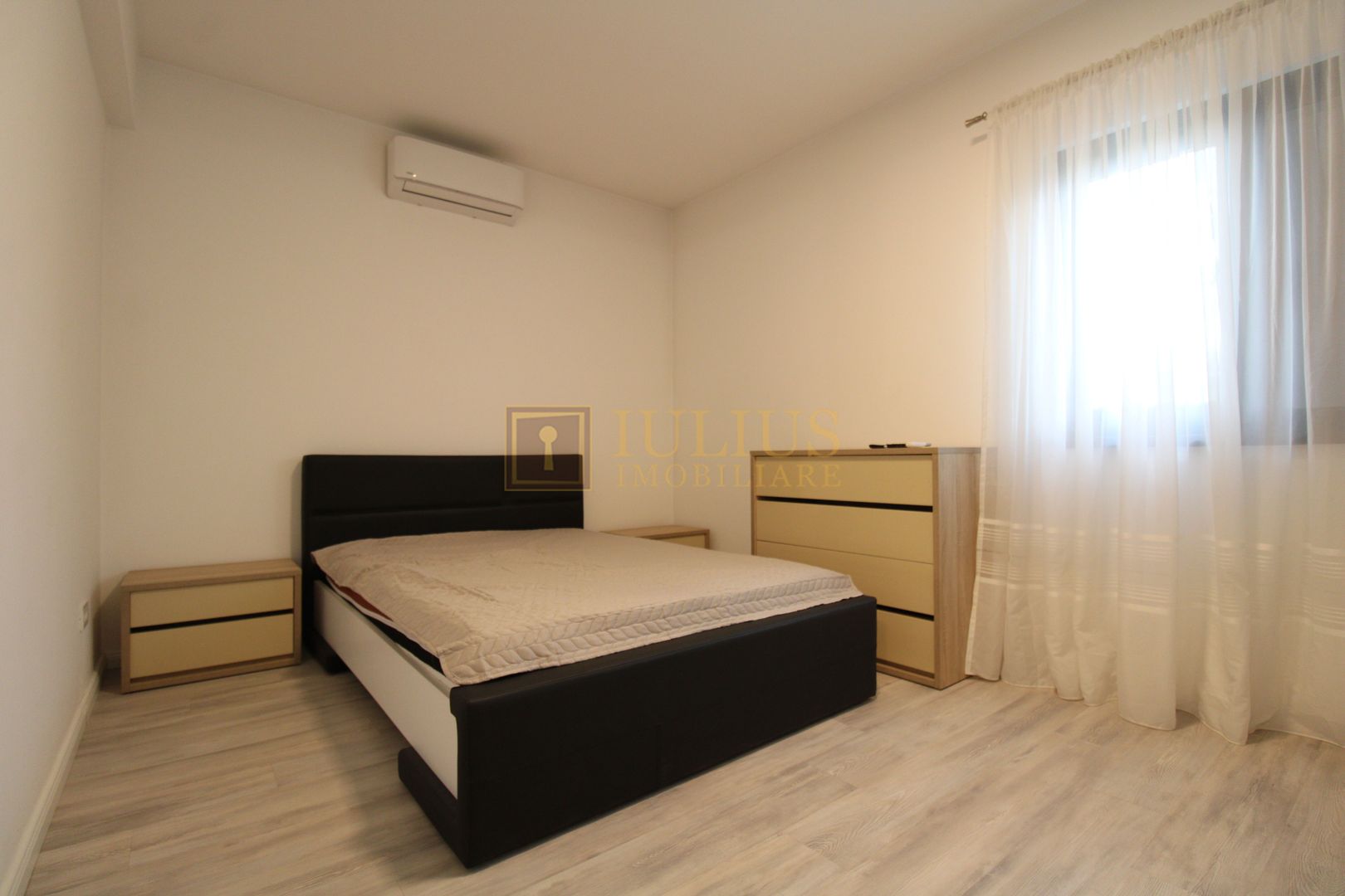 Zona Lipovei, casa 4 camere + 3 bai, curte proprie. - Poză 22