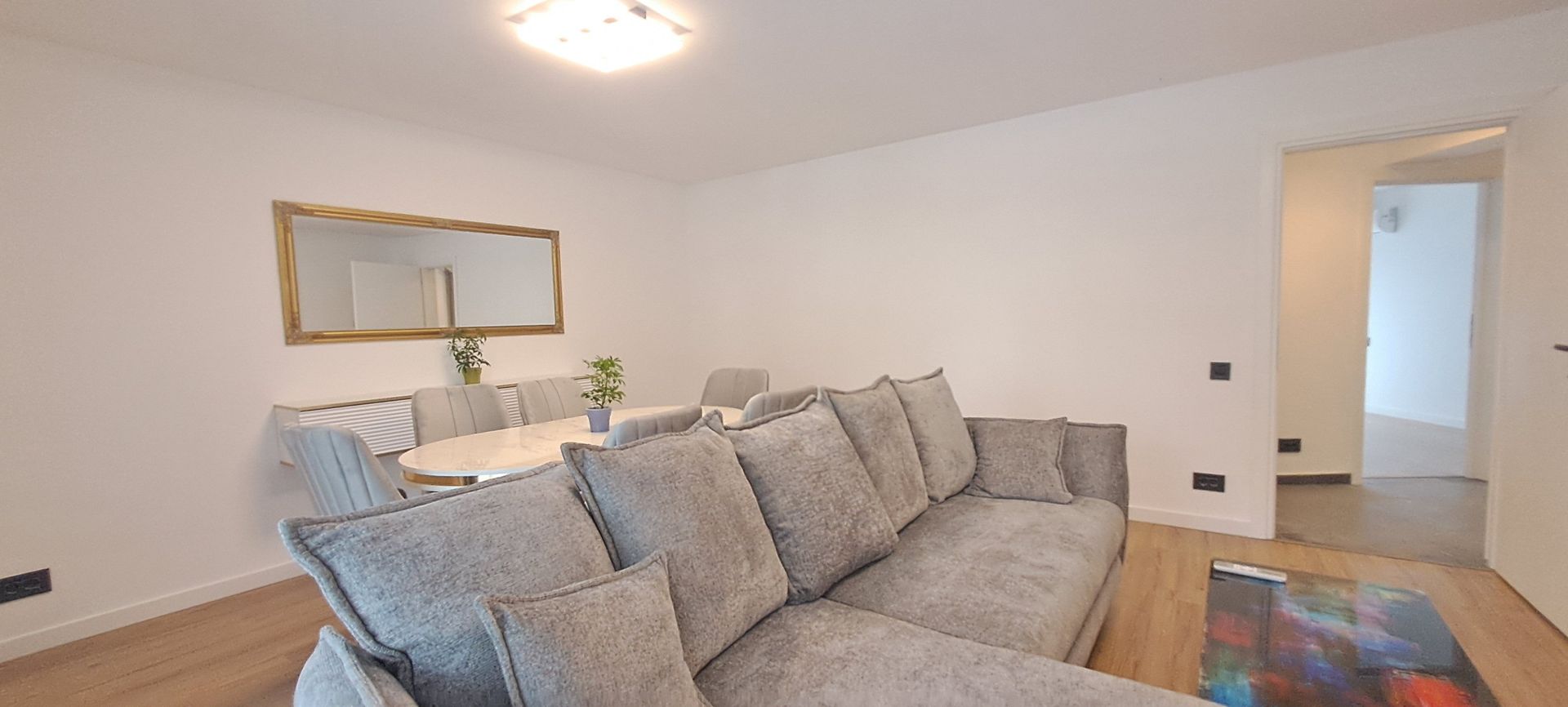 3 camere | Modern | Prima utilizare | Parcare - Poză 3