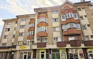 COMISION ZERO! Apartament 3 camere, etaj 3, ultracentral, Campeni
