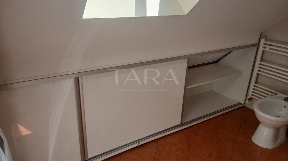Apartament cu centrală proprie și spațiu de depozitare. - Poză 8