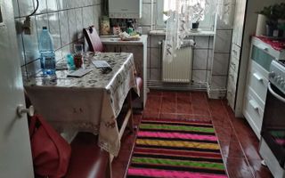Apartament 3 camere decomandat, zona Frumoasa, etaj 7/8, cu lift, centrală nouă, boxă, balcon, 2 băi – Iași - Poză 3