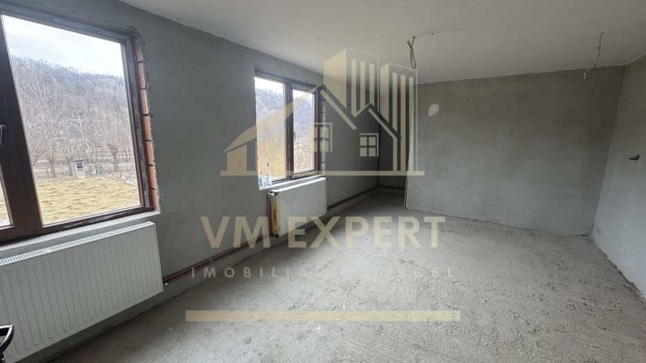 VILA 7 CAMERE TEREN 1654 MP BUGHEA DE JOS ARGES - Poză 13